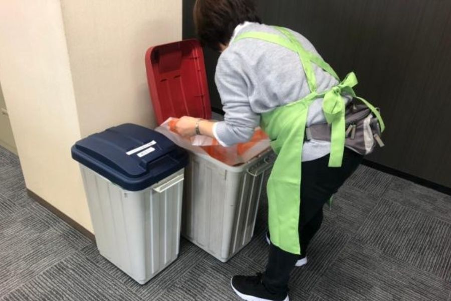 Limpeza diária do escritório! 5 horas de trabalho/Iniciantes são bem-vindos! /W trabalho é bem-vindo