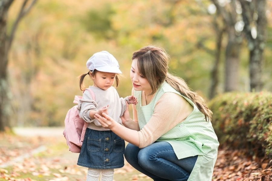英語のベビーシッター/家庭訪問型の子供の英語教師