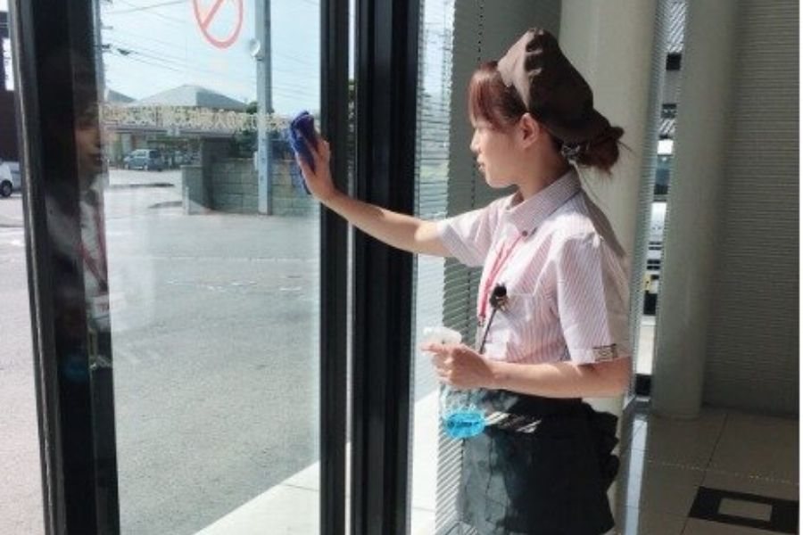 Welcome money 30,000 yen [pachinko parlor cleaning staff] active women, hourly wage 1,200 yen ~ @Kani