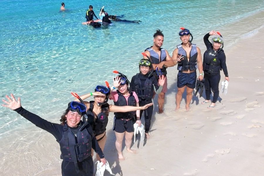 [Active recruitment of Taiwanese staff] Recruiting snorkel guides and sightseeing staff on a remote island in Okinawa!