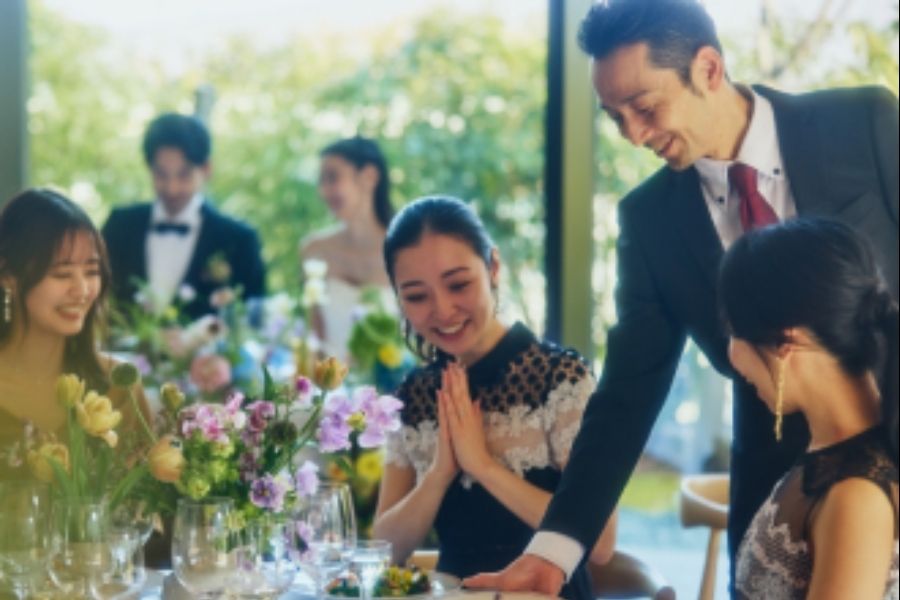 Funcionários do Hall que produzem o melhor dia de suas vidas apenas para funcionários em tempo integral e pessoas experientes [salário mensal de 255.000 ou mais]