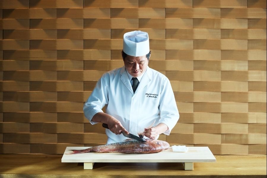 Full-time employees/experienced people [monthly salary 275,000 and up] cooking staff who make food for the best day of their lives