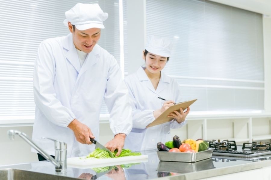 [Estação Ibaraki/Tsukuba-shi/Kenkyugakuen] Assistência culinária para cafeterias de funcionários