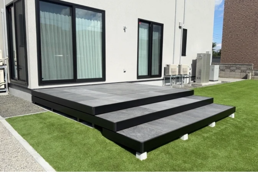 Daily wage: 12,000 yen ~ [exterior construction work staff] inexperienced OK/travel expenses can be supported