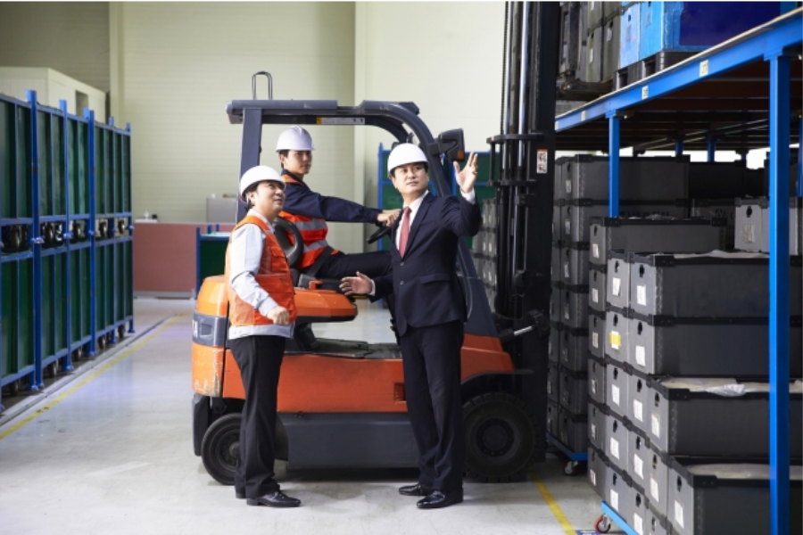 [Limited job offer] N5 and above are welcome [Forklift driving business] High hourly wage from 1,500 yen