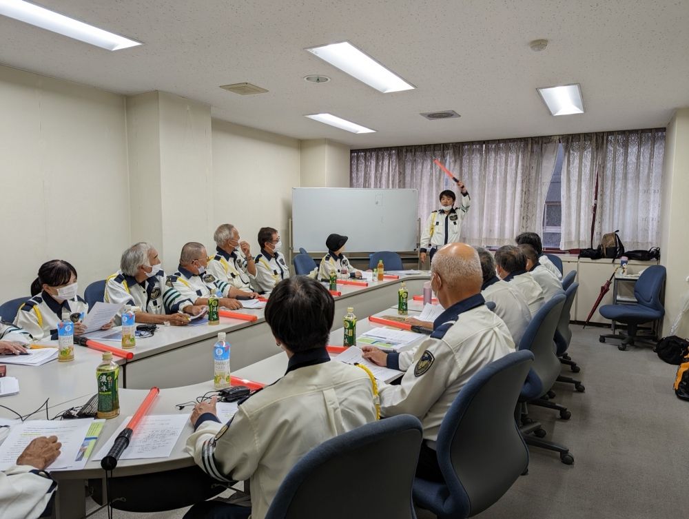 Hourly wage 1400 yen ~ [Kanagawa/Hiratsuka] traffic guidance security guard/inexperienced welding/daily wage increase system available