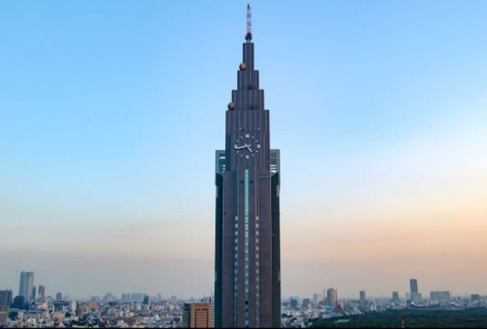 Operadora de telefonia “japonês+chinês” ou “inglês+chinês+japonês”