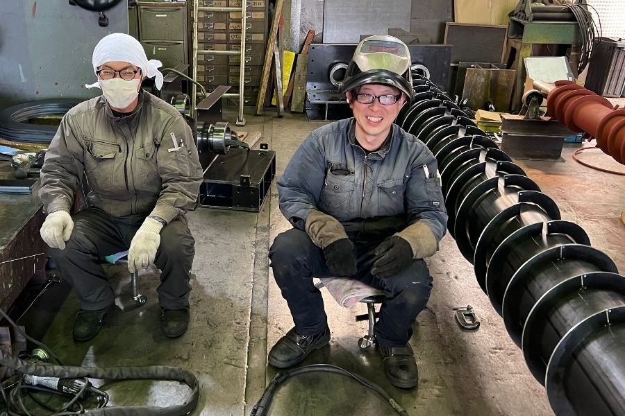 Inexperienced welcome [parts manufacturing staff] Closed on Saturdays, Sundays, and holidays/cozy workplace