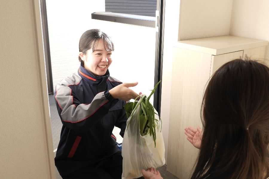 Fukuoka [ok inexperiente/carteira de motorista necessária] equipe de entrega de alimentos/necessidades diárias e empregos contribuindo para as comunidades locais