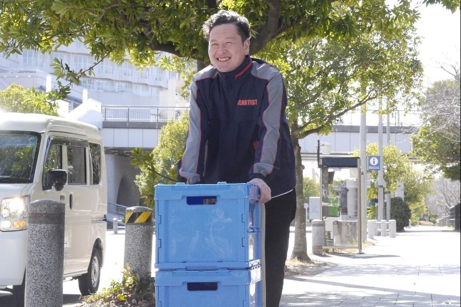Fukuoka [ok inexperiente/carteira de motorista necessária] equipe de entrega de alimentos/necessidades diárias e empregos contribuindo para as comunidades locais
