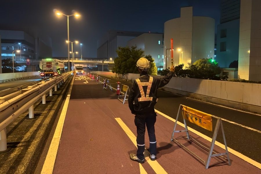 N4 welcome [inexperienced OK] road construction traffic regulation staff/ 1 day a week ~ W work welcome
