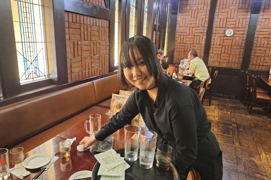 Restaurante Parliament House no centro do Japão, ao lado do Edifício da Dieta Nacional