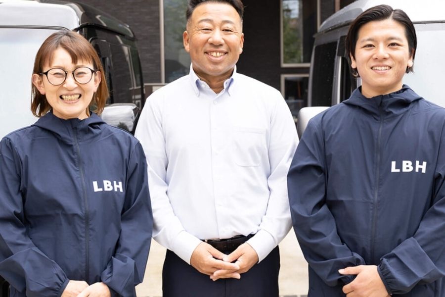 Motorista de carga leve da área de Saitama [terceirização] /pode começar com inexperiência/pode buscar alta renda