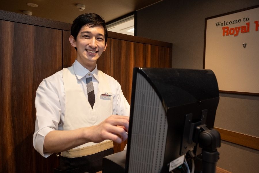 Tudo bem se você fala japonês ☆ É uma grande empresa, então não se preocupe, mesmo que seja sua primeira vez! Salão do restaurante (Jimbocho)