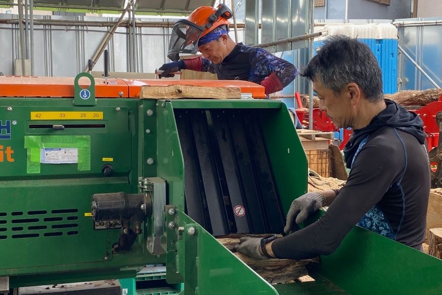 OK [nhân viên sản xuất củi] chưa có kinh nghiệm xử lý vật liệu tự nhiên/nghỉ 2 ngày mỗi tuần/hỗ trợ cải thiện kỹ năng có sẵn