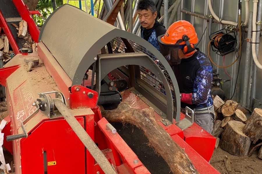 OK [nhân viên sản xuất củi] chưa có kinh nghiệm xử lý vật liệu tự nhiên/nghỉ 2 ngày mỗi tuần/hỗ trợ cải thiện kỹ năng có sẵn