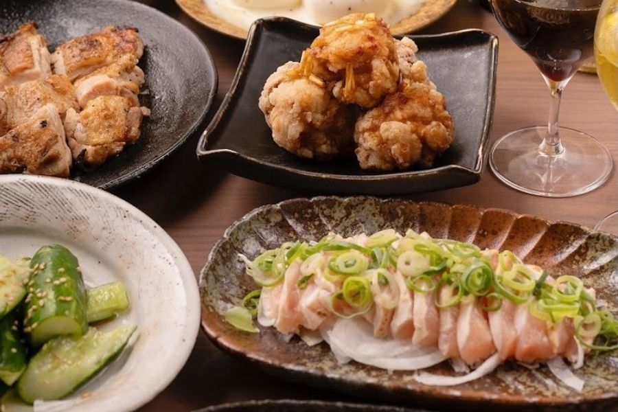 외국인 적극 모집 [주 5일, 정규직 임용] 오사카 텐마바시의 야키토리 이자카야 키친 스탭
