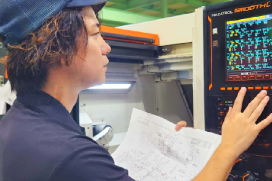 [Renda mensal de 300.000 ou mais] Processamento de chuva de componentes semicondutores | Escolha entre fábricas em Gifu, Nagano e Fukui