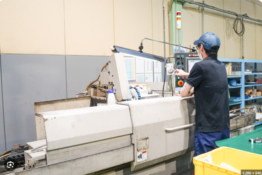 [Renda mensal de 300.000 ou mais] Processamento de chuva de componentes semicondutores | Escolha entre fábricas em Gifu, Nagano e Fukui