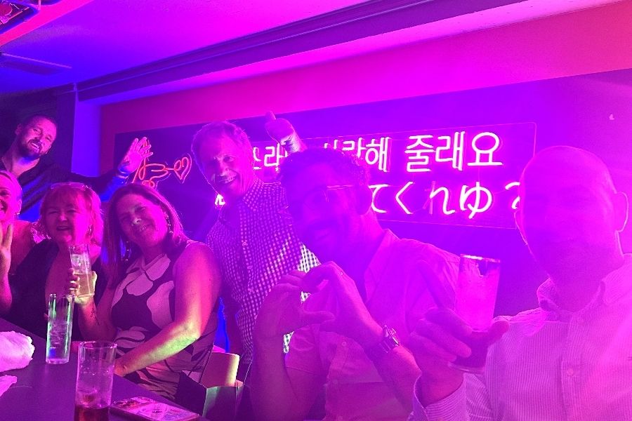 [Kiyamachi Midnight Bar] Atendimento ao cliente em inglês | 1.200 ienes por hora, japonês N4 ~