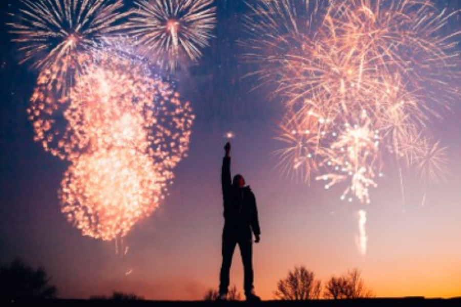 Salário mensal de 250.000 ienes possível [área de Okinawa/Ishigakijima] Recrutamento de artesão de fogos de artifício de 60 anos/inexperiente OK