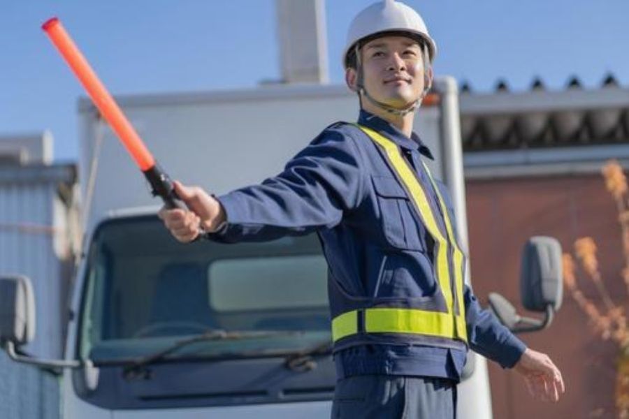 [Área de Omihachiman] Equipe inexperiente de OK/Segurança de Orientação de Trânsito/1 dia por semana ~ OK/Dinheiro de boas-vindas disponível
