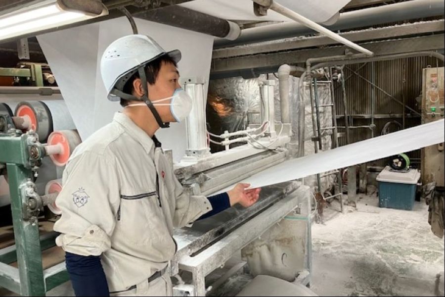Cidadãos vietnamitas são bem-vindos [trabalhando em Saitama, recrutando funcionários em tempo integral] equipe/bônus de fabricação de material impermeável duas vezes por ano