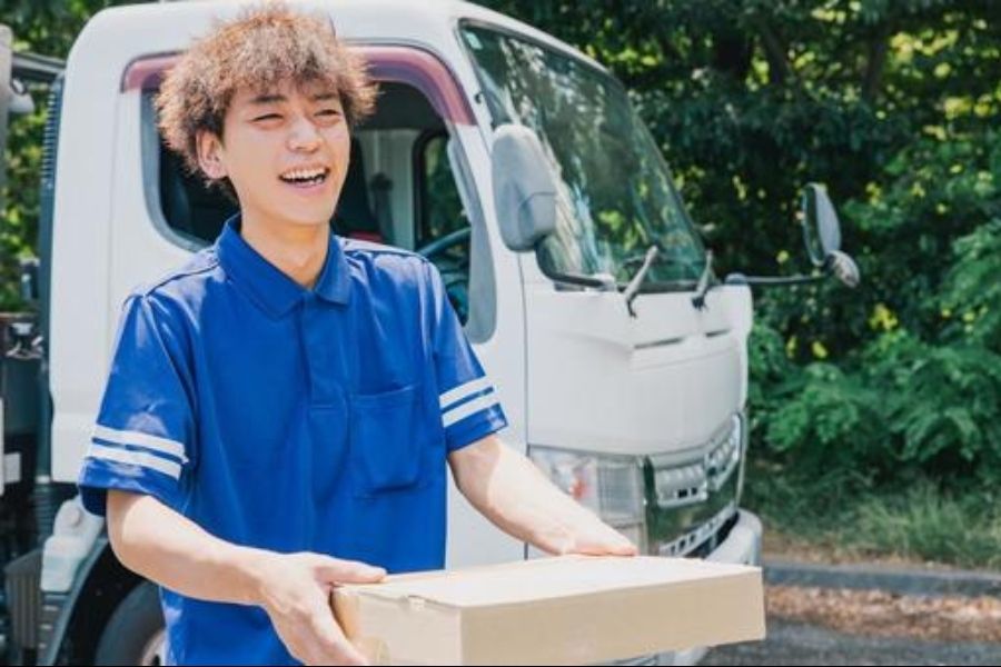 [Ibaraki-shi/ 2 dias de folga por semana] Recrutamento de motoristas de carga leve Se você tem uma carteira regular, até mesmo pessoas inexperientes estão bem!