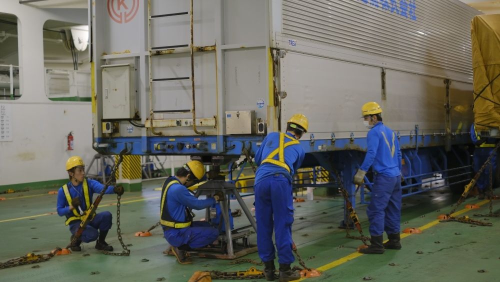 [Salário diário de 15.000 ienes ~ pagamento diário OK, recursos humanos ativos nas Filipinas] Trabalhadores a bordo [com nomeação de funcionários]