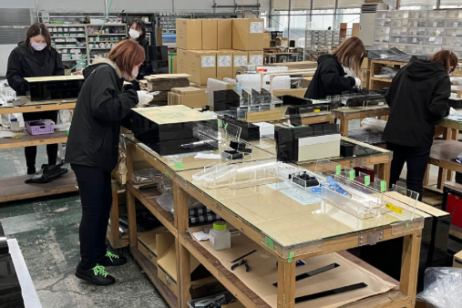 Cidade de Fujioka, província de Gunma/Colheita e embalagem/Mulher ativa, sem produtos pesados, somente no turno diurno