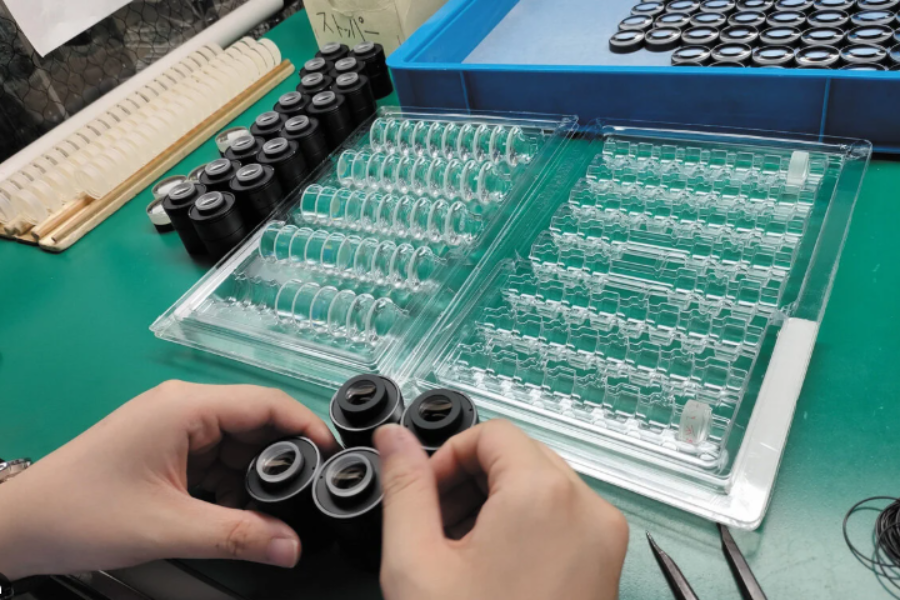 [Meiwa-machi, Gunma-ken] Operador de fabricação e usinagem de lentes ópticas/sistema de 2 turnos