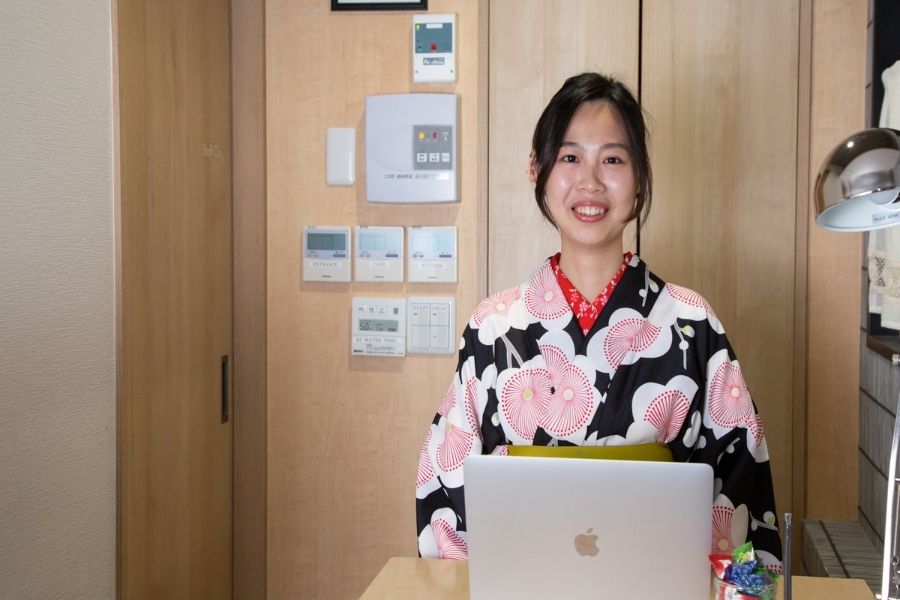 Front desk staff/Asakusa hostel/looking for people who like everyday conversation/speaking in English and Japanese