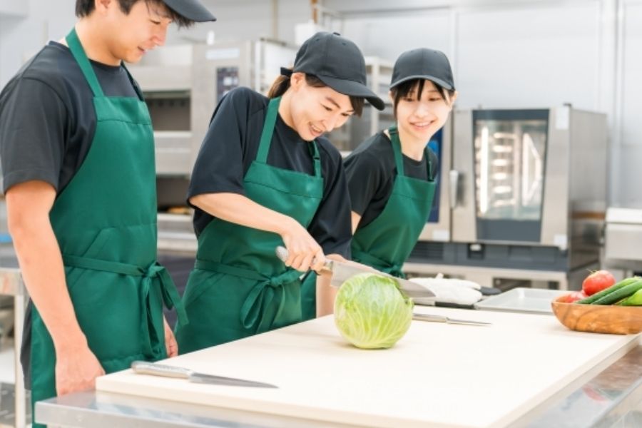 [Ga Kumagaya, tỉnh Saitama] Hỗ trợ chuẩn bị bữa trưa ở trường cho các viện dưỡng lão 👩‍🍳