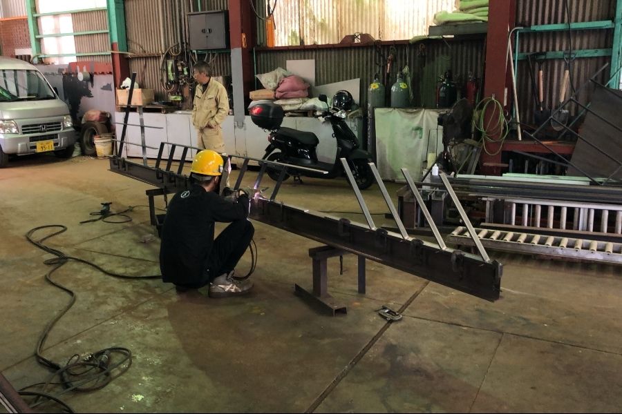 Cần có bằng lái xe thông thường/có cơ hội thuê nhân viên chế biến kim loại/nhân viên toàn thời gian tại các công ty sản xuất