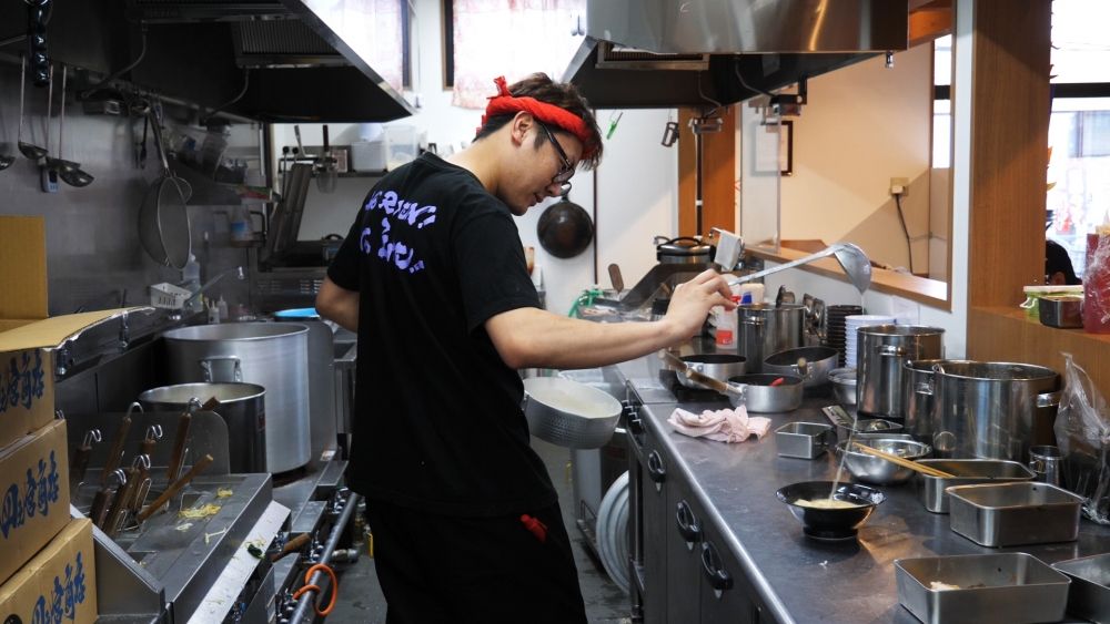 ＼외국인 채용 실적 있음/라면점 STAFF《돼지산/모토스미요시점》