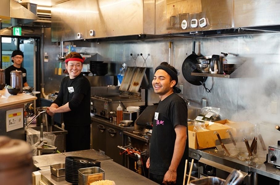 ＼Tem um histórico de contratação de funcionários estrangeiros/restaurante Ramen <<Machida Shoten Toyoake Branch>>