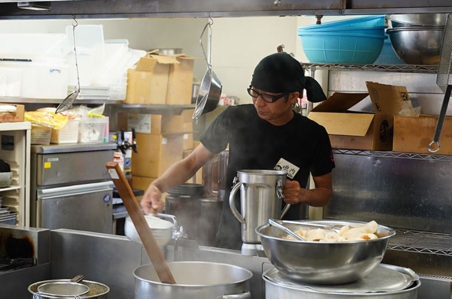 ＼Tem um histórico de contratação de estrangeiros / loja de Ramen STAFF <<Machida Shoten Toyota Branch>>