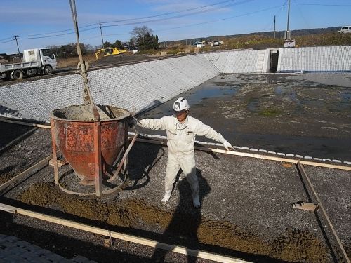 [土木工程工作人员] 稳定的收入/有住房/与同龄人一起安全工作