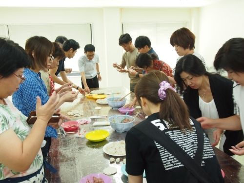 致今年毕业的学生们|中国語講師｜自分に合う仕事と思ったら正社員の道もあります。