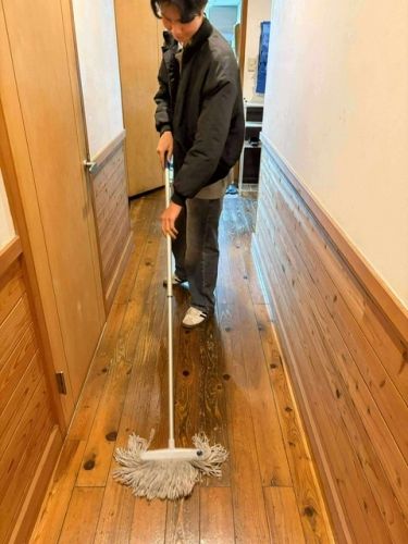 Trabalho noturno [cuidador doméstico em grupo] Sem necessidade de qualificação, procuramos pessoas que gostem de se envolver com pessoas!