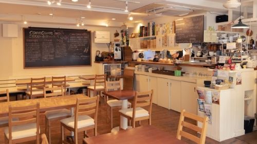 【外国人welcome】体にやさしいごちそうカフェ/ホールスタッフ