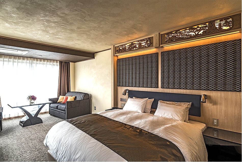 Close To Shinsaibashi Station Luxury Hotel Cleaning Staff 