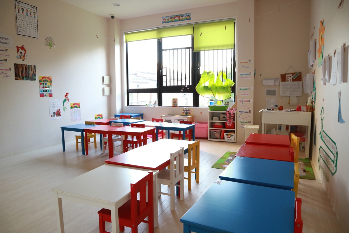 [Toddler English Teacher] People with international school experience