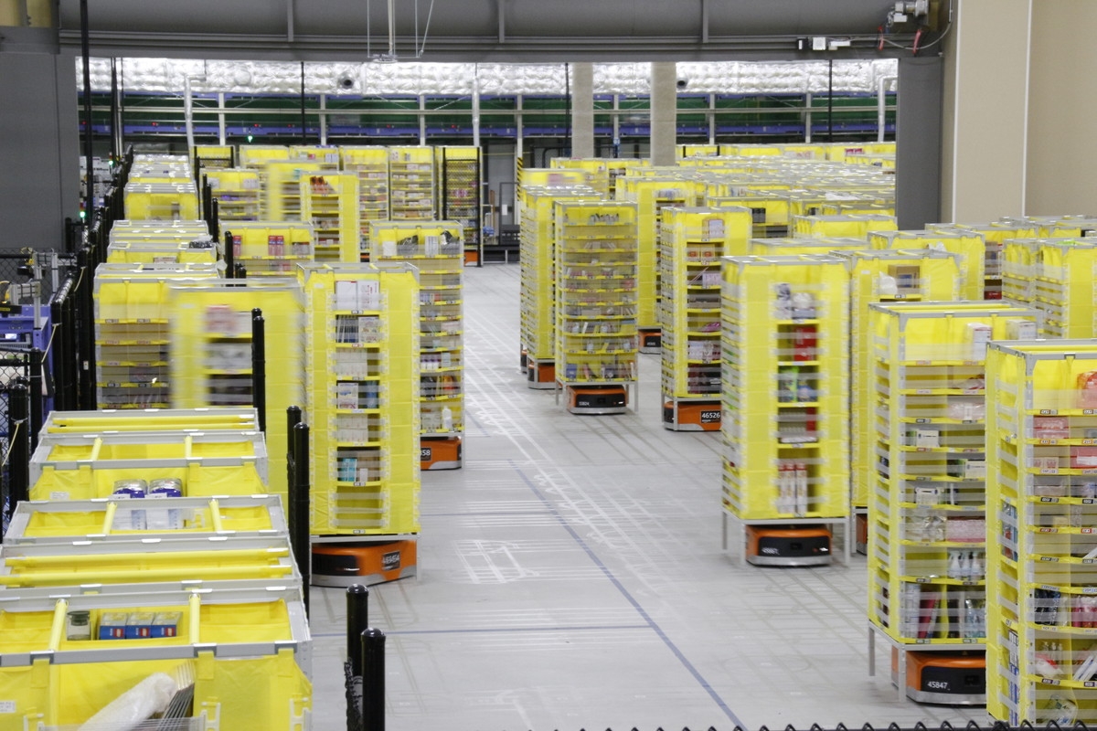 [Mass recruitment, applications from family and friends are