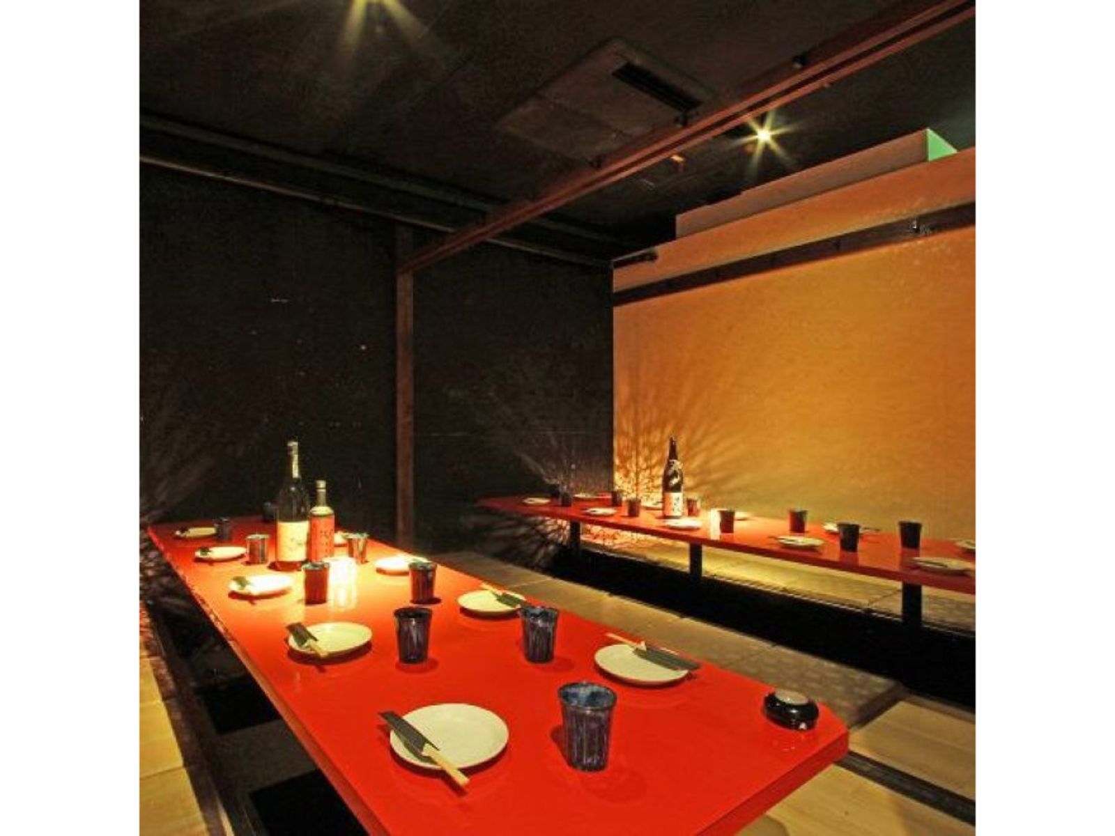 1 100 Shinjuku Hall In Tokyo アンドモワ株式会社 Yolo Japan